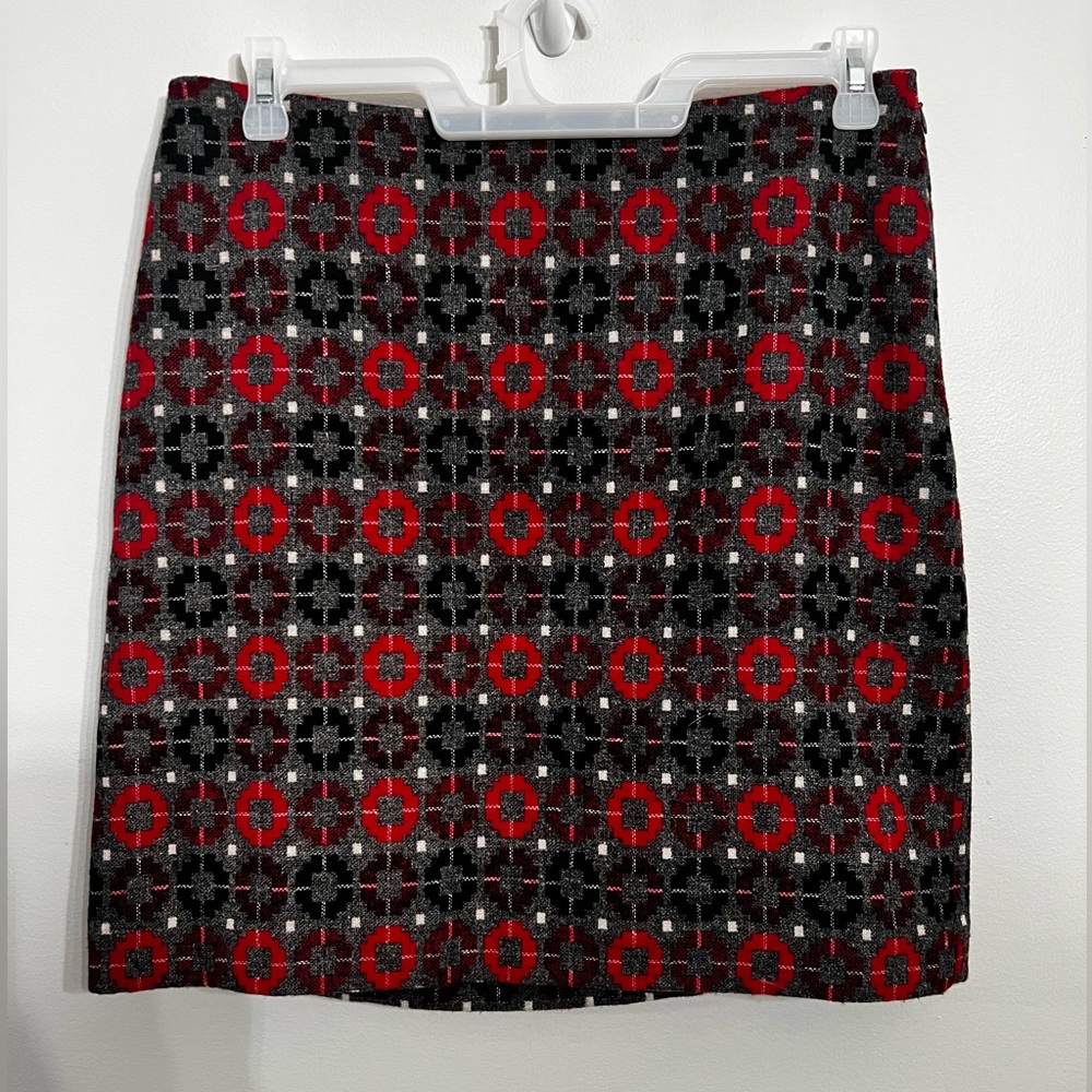 Talbots Women Wool Pencil Skirt Size 12P Red‎ Gray Geometric